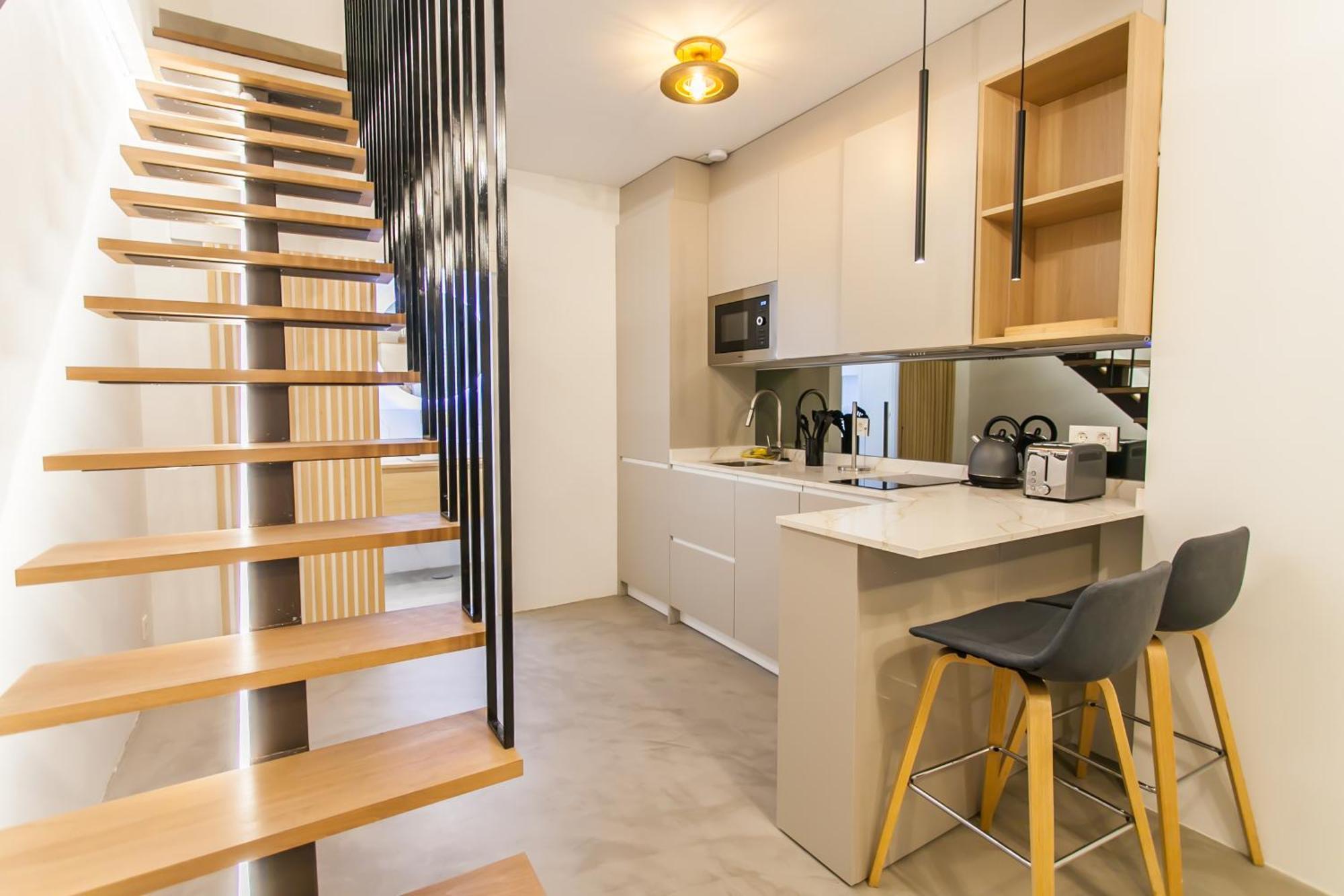 Ferienwohnung Guernica Luxury Duplex - Location, Light, And Art Madrid Exterior foto